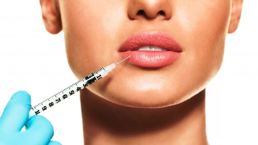 Что колют в губы для увеличения объема